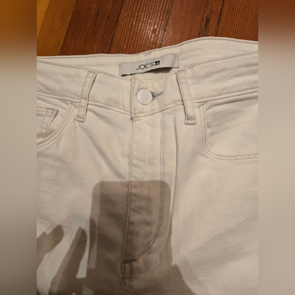 Joe's White Skinny Jeans - Picture 10 of 11